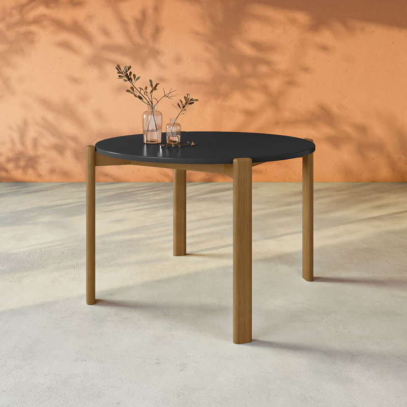 Gales 47" Mid-Century Modern Round Solid Wood Dining Table in Black, Matte Black