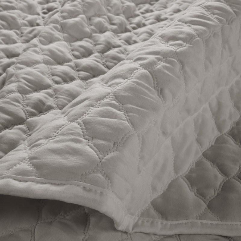 Diamond Stitch Quilt Set, Gray, King Quilt + 2 King Shams