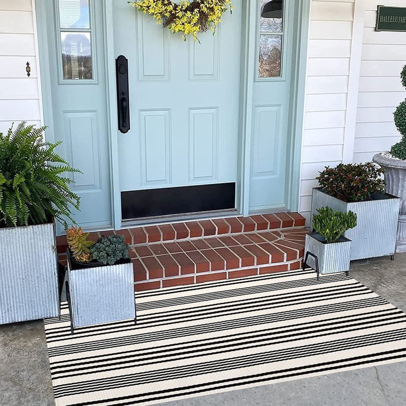 Black And White Striped Outdoor Rug 24'' X 51''Farmhouse Front Porch Mat Hand-Woven Machine Washable Layered Door Mats For Entryway/Bedroom