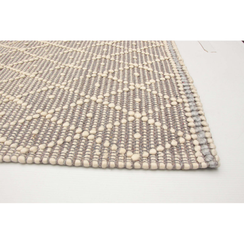 Tapis taupe Sienna 5 pi 1 po x 8 pi 2 po