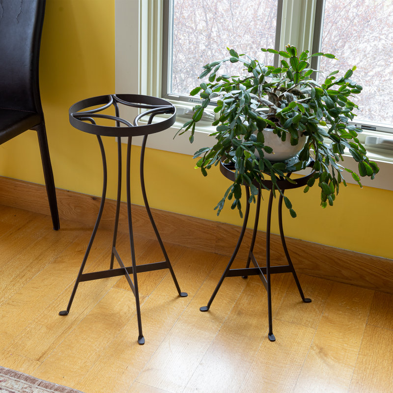 Bronze Iron Round Plant Stands with Curved Legs, Set of Three