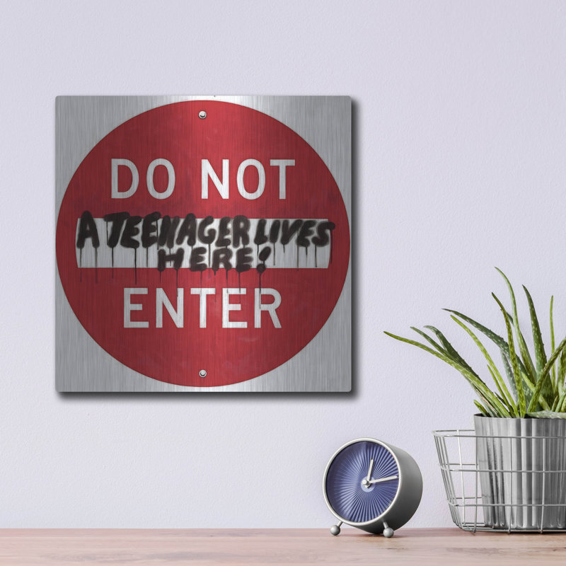  «Graffiti Sign 7» par Alonzo Saunders, art mural en métal, 12 po x 12 po