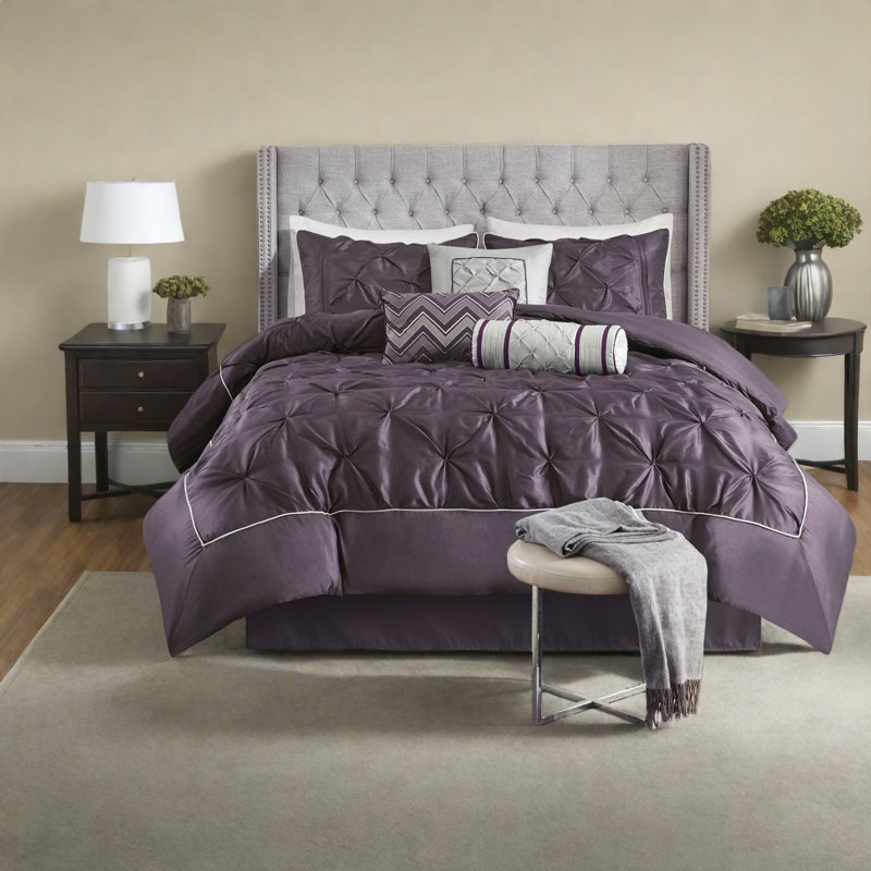 Ensemble de literie pour très grand lit élégant, 7 pièces en polyester plissé prune pour la maison