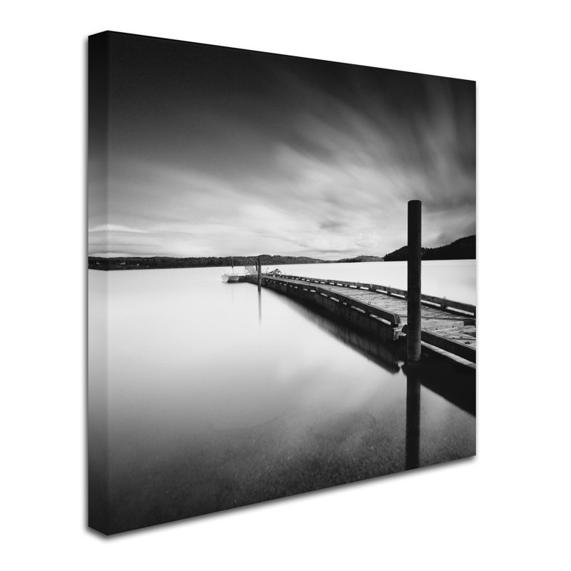 "Stand By" par Moises Levy, reproduction de photo sur toile tendue, H 14 po x l 14 po x P 2 po