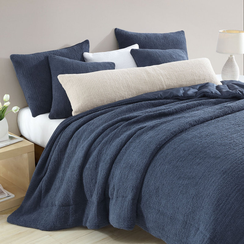 Snug Square Pillow Cover & Insert, Midnight, 20" H x 20" W