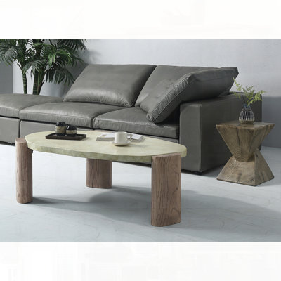 Table basse avec pieds blanc cassé et chêne