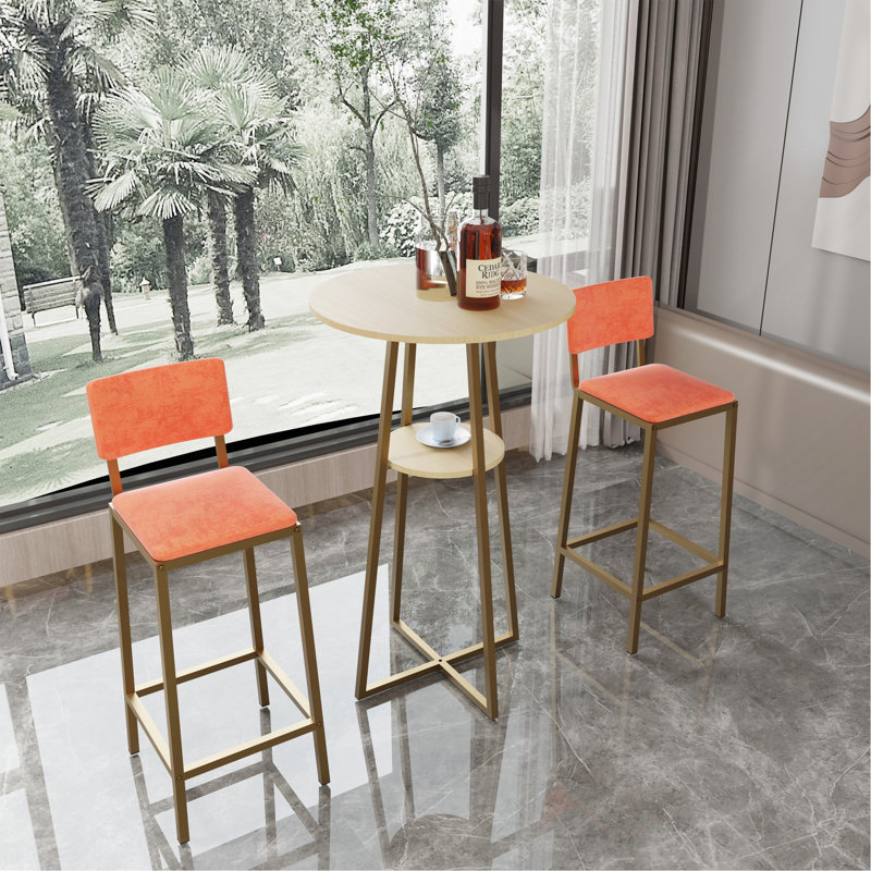 Ensemble de table et chaises de bar, ensemble de trois pièces, structure dorée, coussins de siège et de dossier en éponge, table de bar avec rangement (coussin doré, beige et orange)