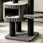 Structure grimpante simple et créative pour chat gris