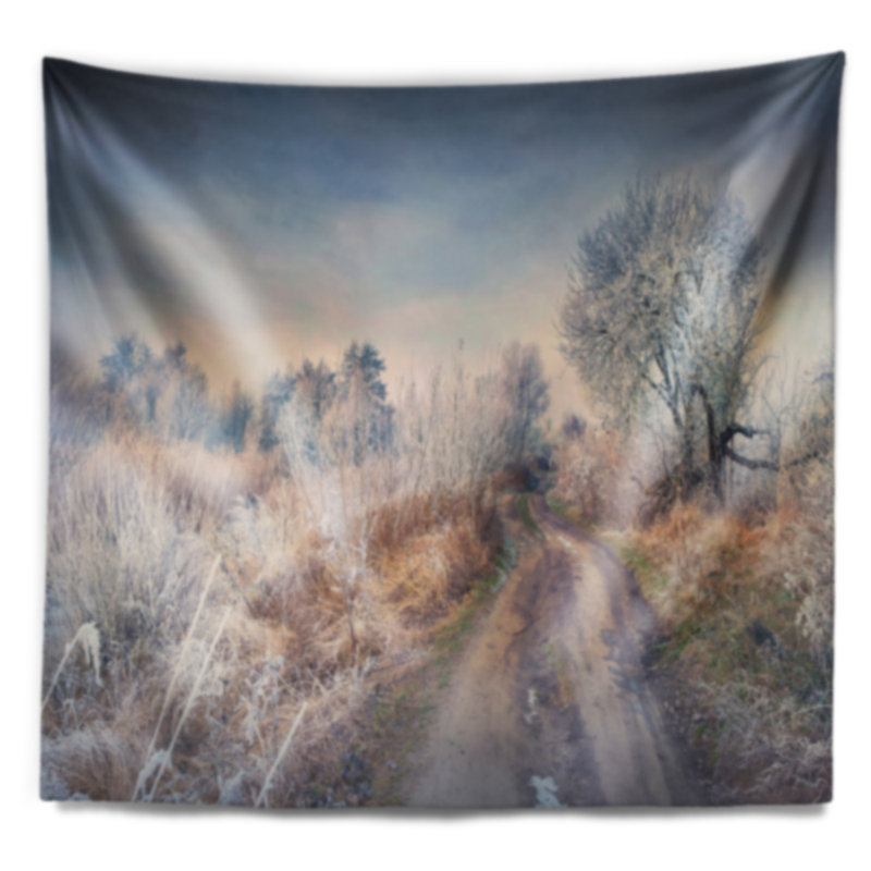 Tapisserie en polyester «First Frost in Forest» avec accessoires de suspension inclus, H 78 po x l 92 po