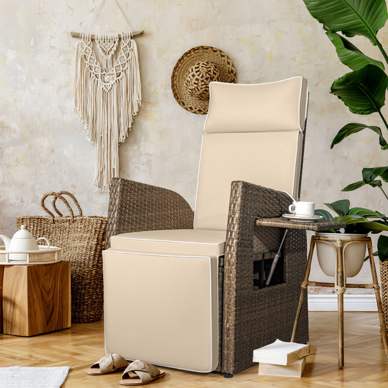 Chaise de patio inclinable avec coussins