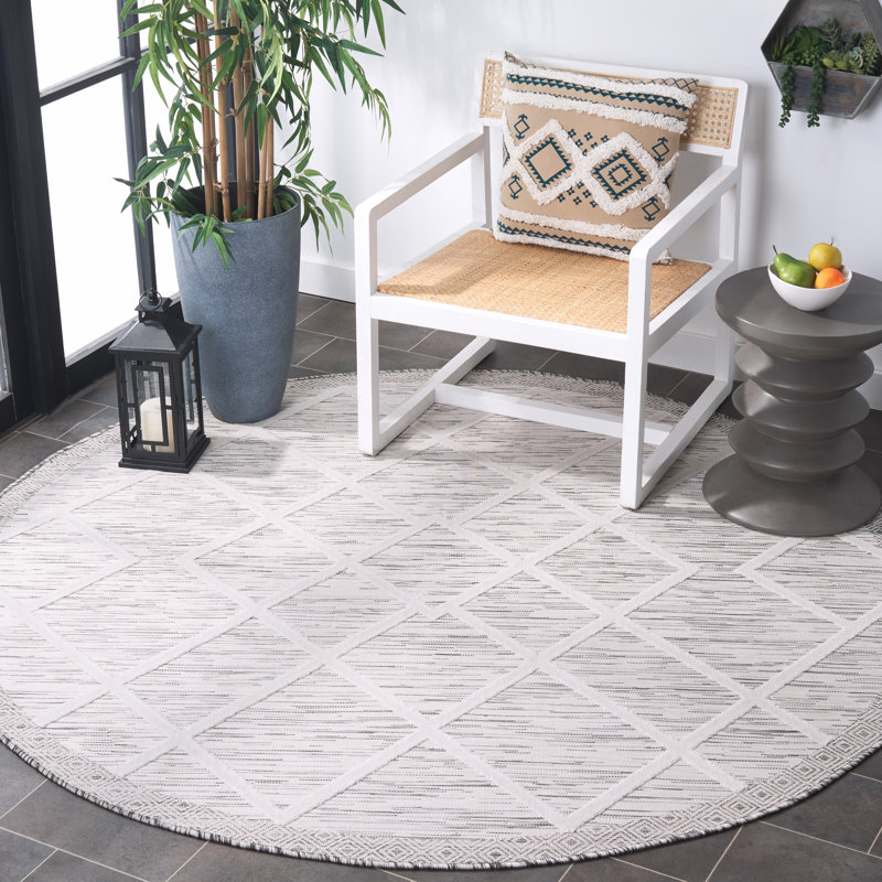 Kenenth Cabana Performance Geometric Indoor/Outdoor Area Rug, Round 6'5"