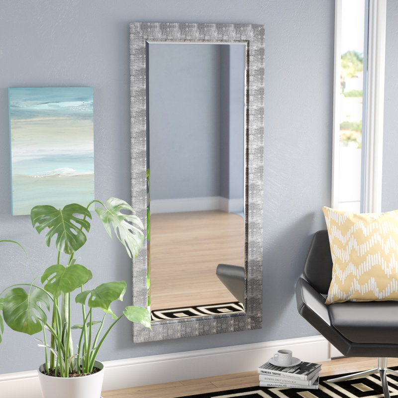 Miroir rectangulaire en bois Colona, H 64 po x l 28,5 po, Argent