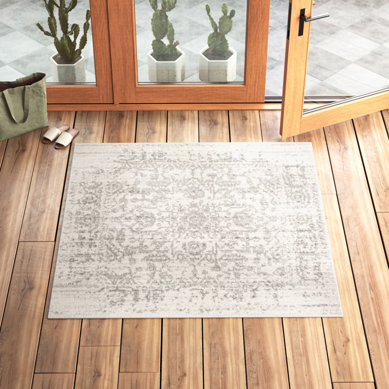 Christa Oriental Indoor Rug, Square 5'3"