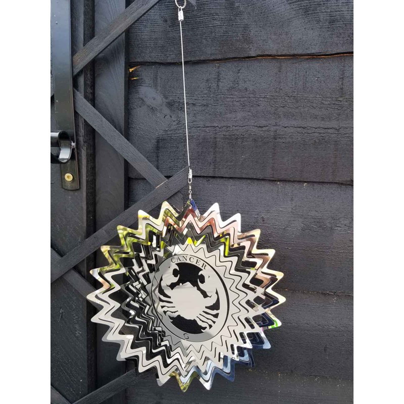 Mahnoor Metal Garden Statue