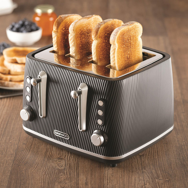 Daewoo Cascade 4-Slice Toaster, Black, Black