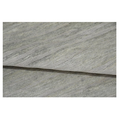 Area Rug in Gray