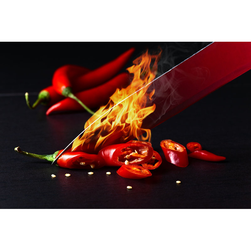 Chayson Knife And Chilli Pepper - Photographie sur toile tendue, H 12 po x l 18 po