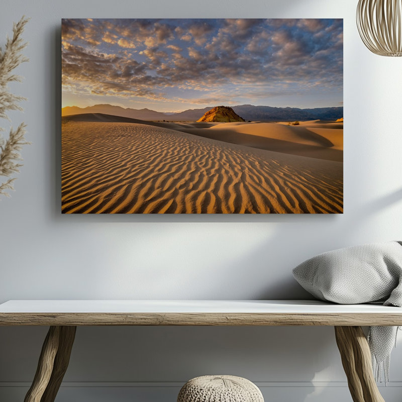 Toile, "Un vaste paysage désertique au coucher du soleil avec dunes de sable ondulées", art mural sur toile, H 9 po x l 12 po