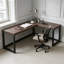 Bureau en bois massif en forme de L
