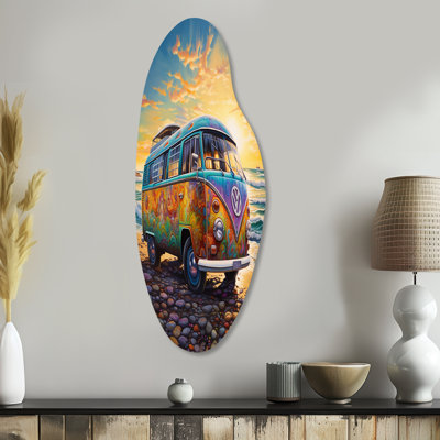 ëMagic Hippie Bus On The Beach - Car Van Curved Shapeë, art mural asymétrique en métal