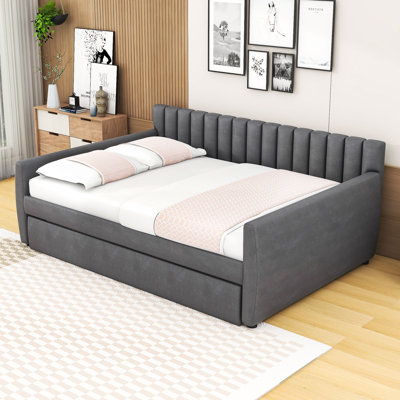 Margos Full Size Upholstered Daybed with Twin Size Trundle by Latitude Run