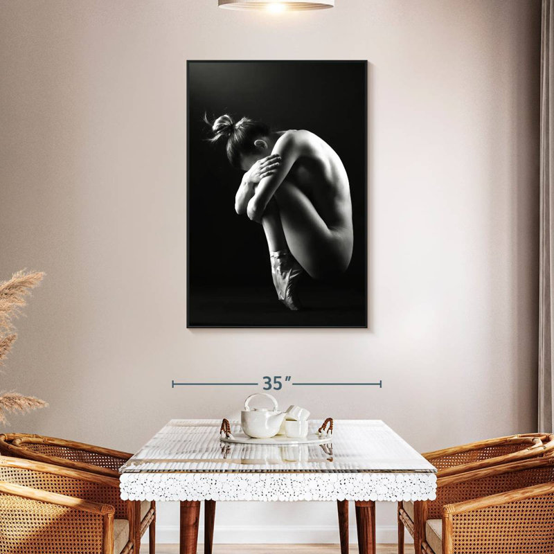 Ballerine classique posant II, 31 po x 46 po, Cadre flottant noir