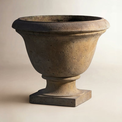 Greenwich 27" Urn Planter
