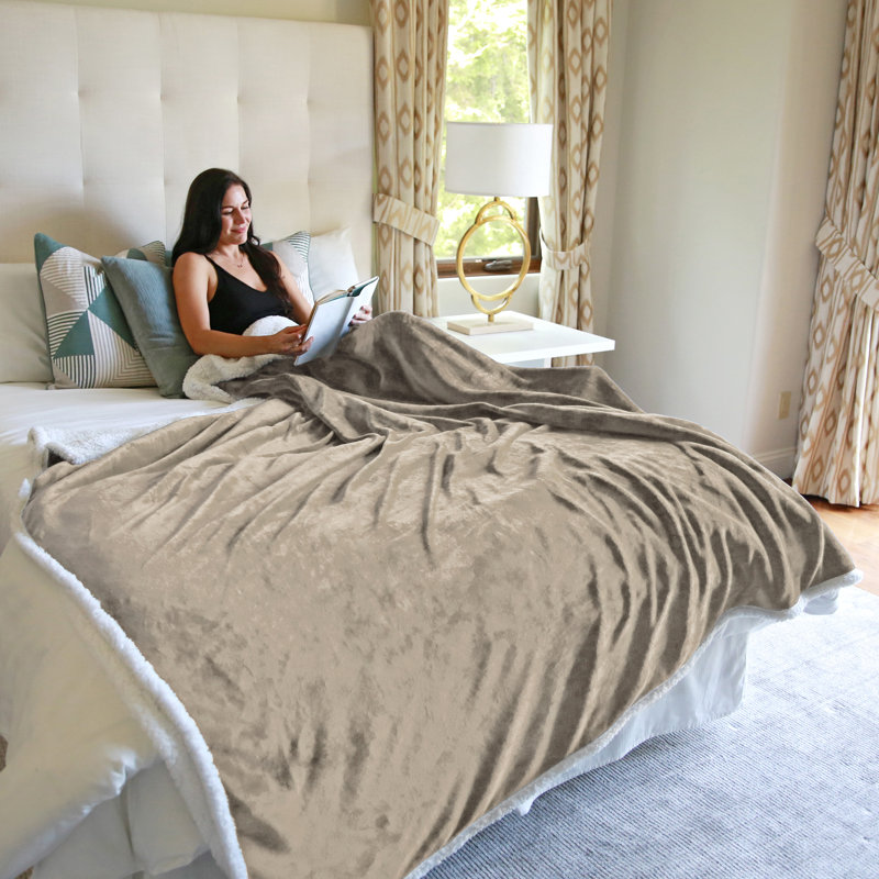 Jeté de Noël en sherpa, jetés à thème de Noël pour lit de canapé, couverture de cadeau de Noël en peluche | Très doux, chaud, moelleux, confortable, 60 po x 80 po