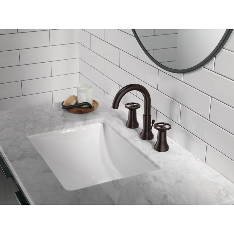 Robinet pour salle de bain à 3 trous avec poignée à roue Trinsic, Bronze frotté à l'huile