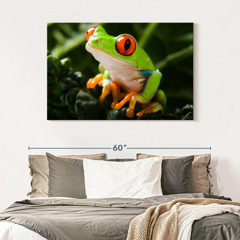 Brampt Tree Frog, 32" H x 48" W