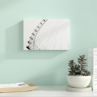 «Spinning Wheel I» par Golie Miamee - photographie sur toile