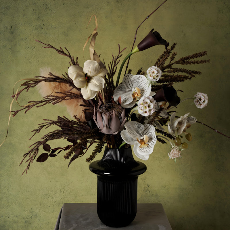 Ornements de fleurs simulées
