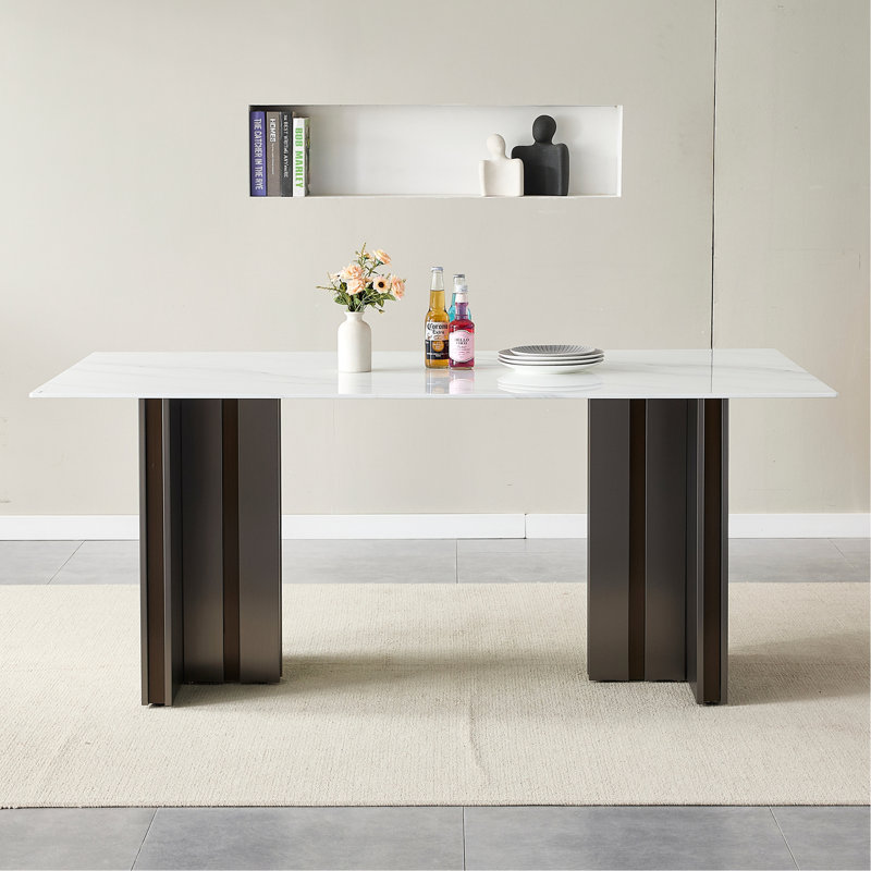 Table de salle à manger rectangulaire de 69,30 pouces de style moderne, en verre trempé avec plateau de table en marbre, pieds de table brossés mat, convenant à 4 à 6 personnes, marbre blanc, gris mat.