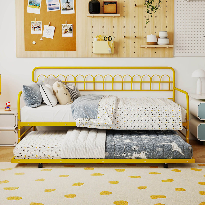Twin Daybed Frame with Trundle, Space-Saving Pull-Out Trundle for Living Room Gold