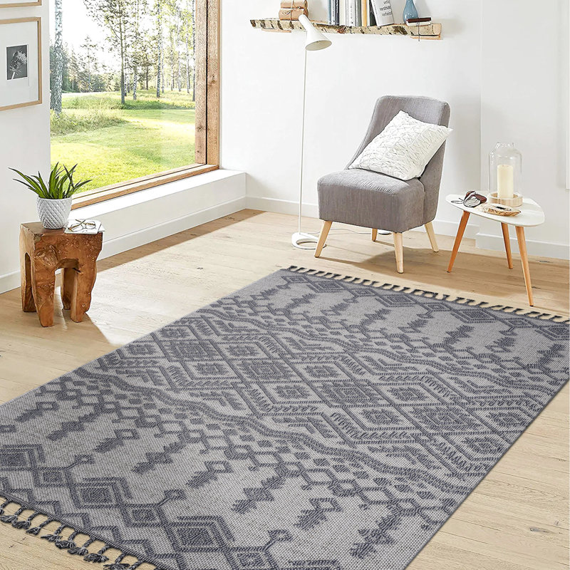 5X7 Area Rug In White/Gray, Traditional Decor For High Traffic Area, Stain-, Non-Shedding, & Pet-, Easy Maintenance, White/Gray Rug, Dining Rooms, Stain , No Shedding, To Clean,