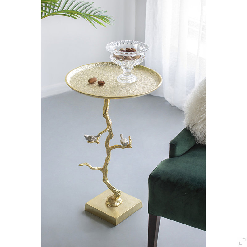 Table contemporaine en or brillant