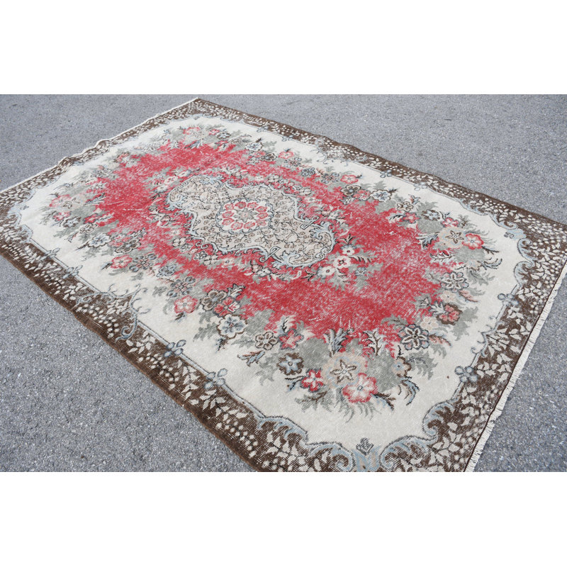 Grand tapis turc rétro à motif floral pour décor de salon bohémien dans des tons rouges et bruns