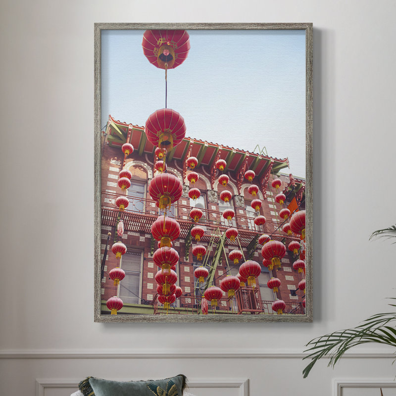 «Lovely Lanterns I», reproduction encadrée - bois massif, H 30 po x l 24 po