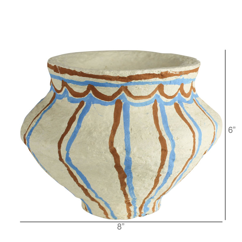 Pot en papier mâché avec peinture