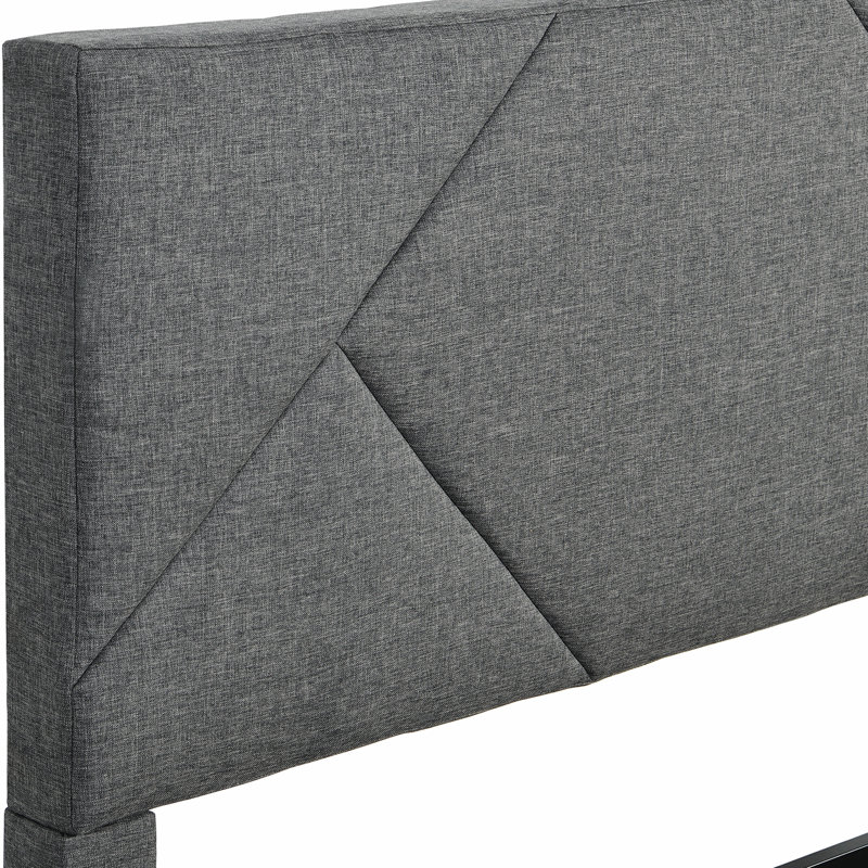 Structure de lit plateforme rembourrée avec support en lattes de bois et facile à assembler, parfaite pour le confort et le style de toute chambre à coucher.