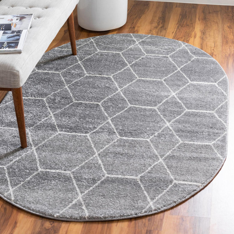 Tapis géométrique Debrodie, Ovale 5 pi 3 po x 8 pi, Gris clair