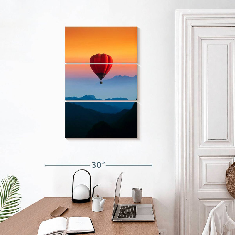 Vol en montgolfière au coucher du soleil, H 32 po x l 20 po
