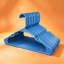 Cintres en plastique minces avec rainures d'épaule - Organisateurs de placard durables et robustes pour une efficacité de rangement maximale - Paquet de 50-35288133-35288156