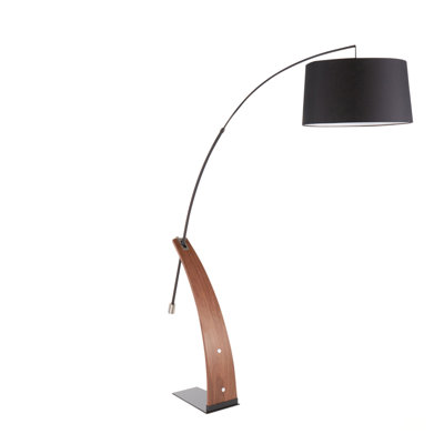Lampe sur pied Robyn de style Mid-Century moderne avec un cou en métal arqué et une base en bois courbé élégant, pour ajouter de l'élégance à tout espace de vie.
