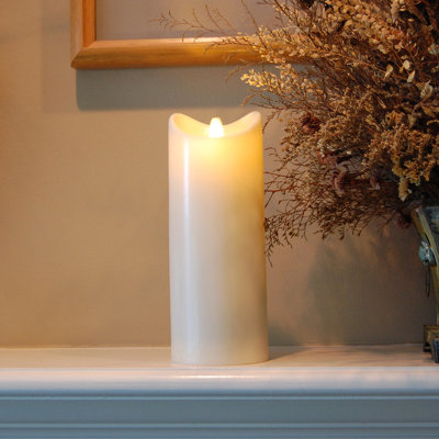 Battery Operated Pillar Candle with Flickering Flame