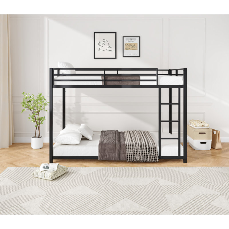 Lit superposé simple au-dessus d'un lit bas, structure de lit en acier noir, acier de haute qualité, conception sécuritaire avec rail pleine longueur, assemblage facile, limite supérieure de 350 lb, inférieure de 500 lb, idéal pour les pièces communes