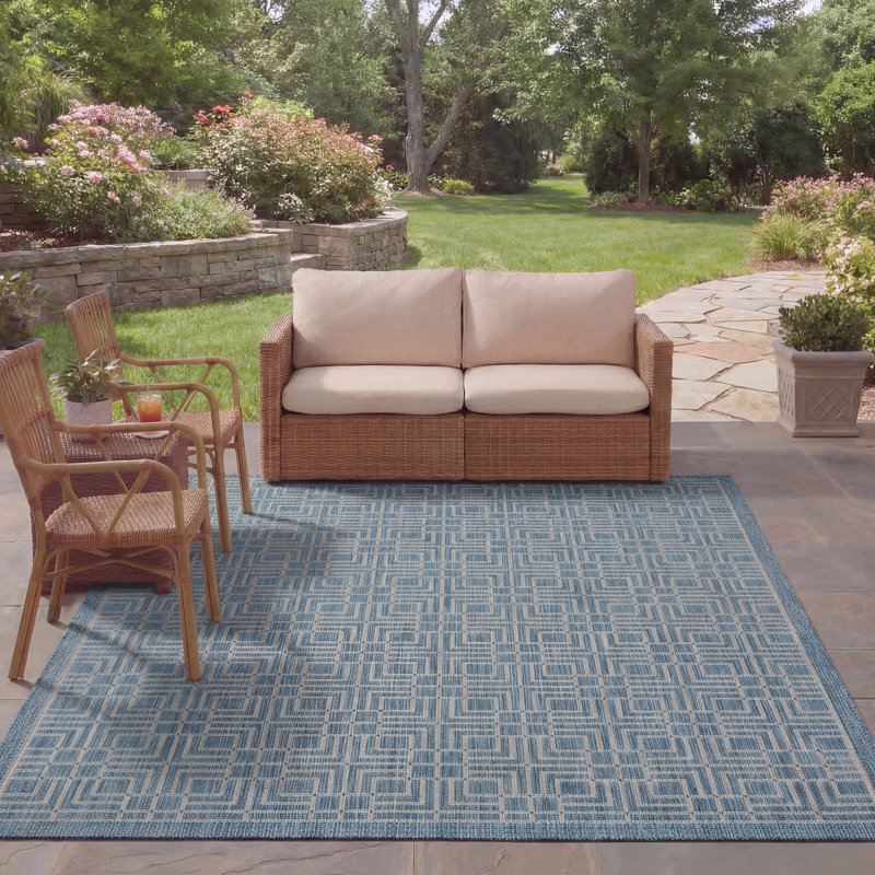 Arneshia Geometric Navy/Gray Indoor/Outdoor Area Rug, Rectangle 8' x 11'