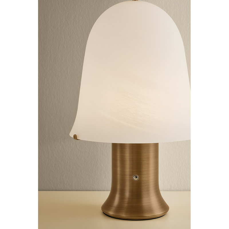 Kipps Rechargeable Table Lamp