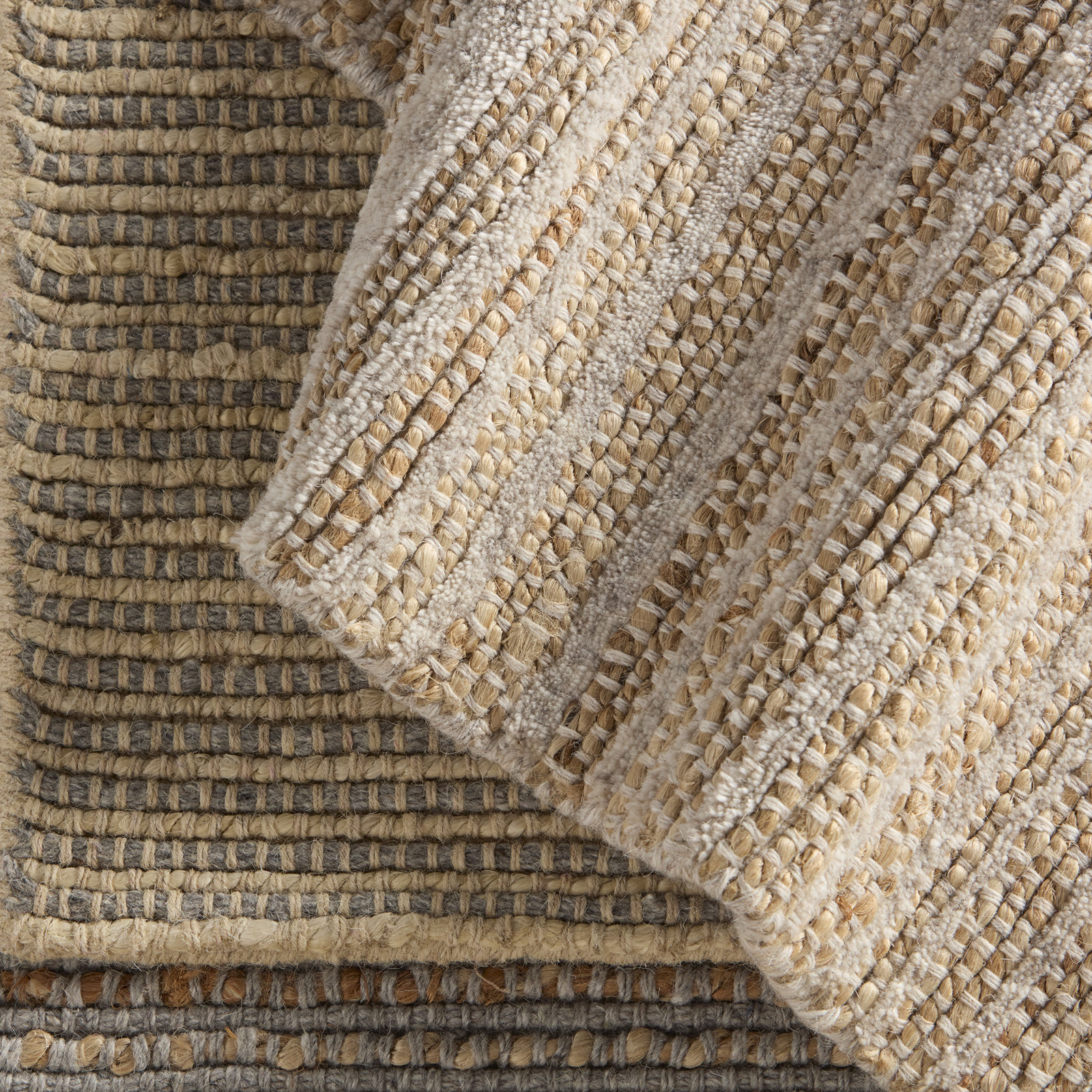 Genesta Handmade Tan/Gray Rug, Rectangle 5' x 8'