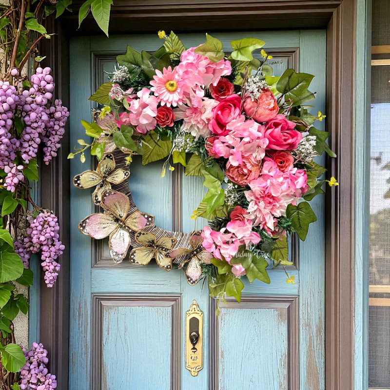 Couronne florale 23 po avec papillon